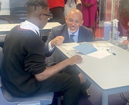 Nadhim Zahavi Visits LBTS 2